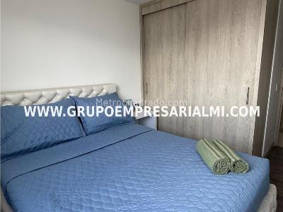 Apartamento de 3 alcobas en venta en Las Lomitas, Sabaneta, 72 m² · foto 18 de 20
