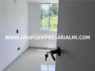 Apartamento en venta en Robledo, Medellín · foto 8 de 20