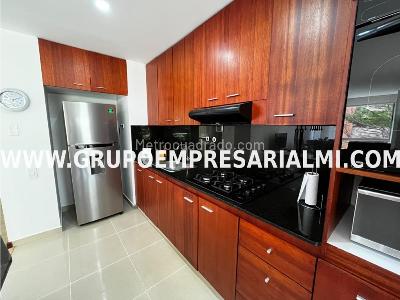 Apartamento de 2 alcobas en arriendo en El Poblado, Medellín, 100 m² · foto 2 de 20