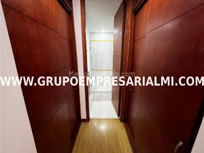 Apartamento de 2 alcobas en arriendo en El Poblado, Medellín, 100 m² · foto 4 de 20