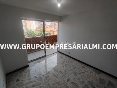 Apartamento de 2 alcobas en arriendo en Laureles, Medellín, 70 m² · foto 13 de 19