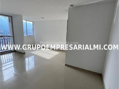 Apartamento de 2 alcobas en venta en La Doctora, Sabaneta, 59 m² · foto 3 de 20