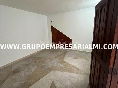 Casa de 4 alcobas en venta en San Antonio, Medellín, 80 m² · foto 17 de 20