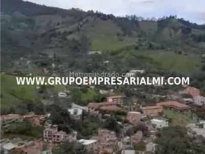 Apartamento de 3 alcobas en venta en Las Lomitas, Sabaneta, 71 m² · foto 16 de 20