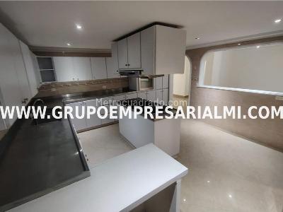 Apartamento en venta en Laureles, Medellín · foto 4 de 20