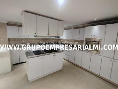 Apartamento en venta en Laureles, Medellín · foto 6 de 20