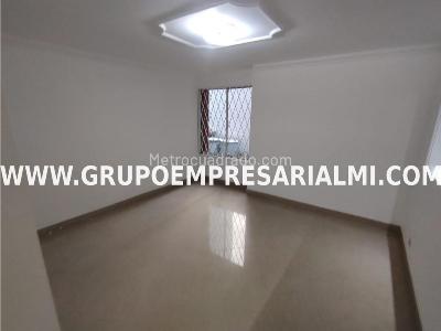 Apartamento en venta en Laureles, Medellín · foto 12 de 20