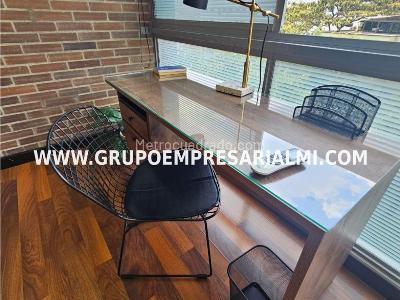 Apartaestudio en venta en El Poblado, Medellín, 52 m² · foto 5 de 20