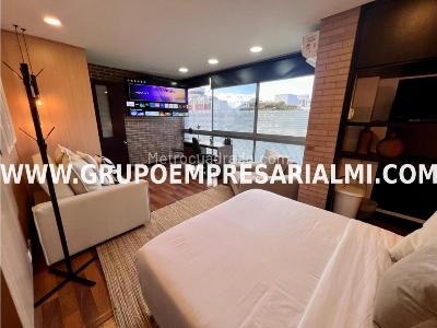 Apartaestudio en venta en El Poblado, Medellín, 52 m² · foto 8 de 20