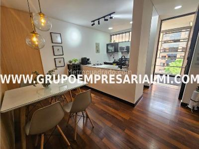 Apartaestudio en venta en El Poblado, Medellín, 52 m² · foto 10 de 20
