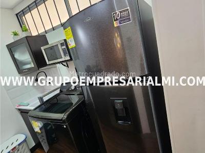 Apartaestudio en venta en El Poblado, Medellín, 52 m² · foto 14 de 20