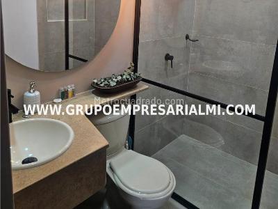 Apartaestudio en venta en El Poblado, Medellín, 52 m² · foto 17 de 20
