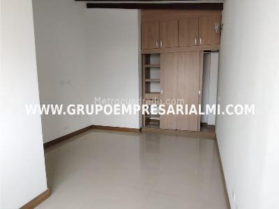Apartamento de 3 alcobas en venta en Belen, Medellín, 98 m² · foto 10 de 20