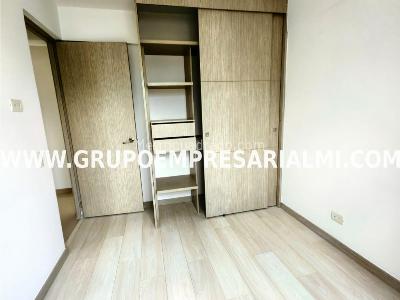 Apartamento de 3 alcobas en venta en Tres Esquinas, Sabaneta, 73 m² · foto 7 de 20