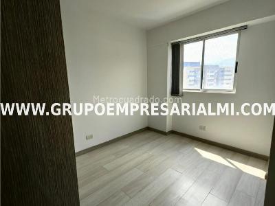 Apartamento de 3 alcobas en venta en Tres Esquinas, Sabaneta, 73 m² · foto 9 de 20