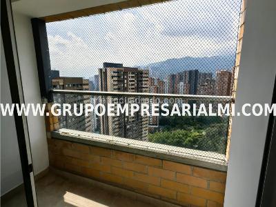 Apartamento de 3 alcobas en venta en Tres Esquinas, Sabaneta, 73 m² · foto 18 de 20