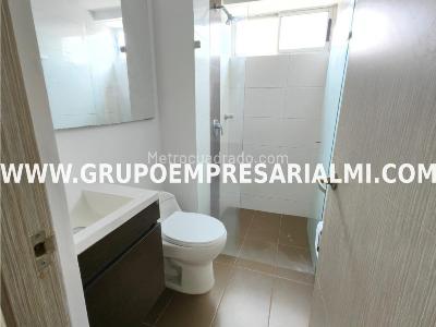 Apartamento de 3 alcobas en venta en Tres Esquinas, Sabaneta, 73 m² · foto 19 de 20
