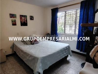 Casa de 5 alcobas en venta en Belen, Medellín, 130 m² · foto 9 de 20