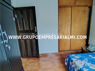 Casa de 5 alcobas en venta en Belen, Medellín, 130 m² · foto 10 de 20