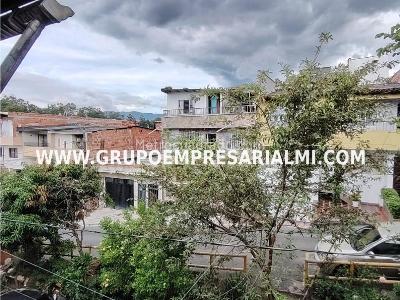 Casa de 5 alcobas en venta en Belen, Medellín, 130 m² · foto 19 de 20