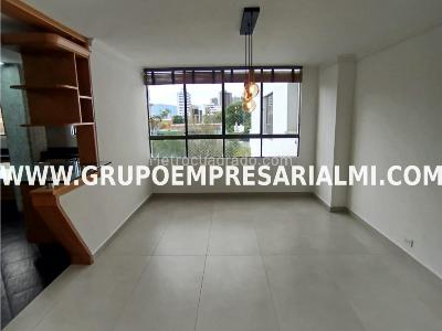 Apartamento de 3 alcobas en venta en El Poblado, Medellín, 178 m² · foto 3 de 20