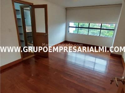 Apartamento de 3 alcobas en venta en El Poblado, Medellín, 178 m² · foto 11 de 20