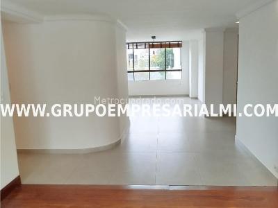 Apartamento de 3 alcobas en venta en El Poblado, Medellín, 178 m² · foto 14 de 20