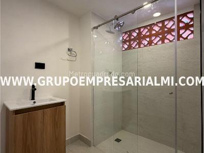 Apartamento en venta en Castilla, Medellín · foto 2 de 20