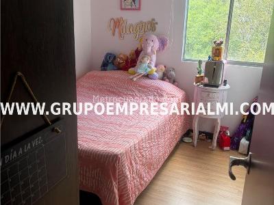 Apartamento en venta en La Cuenca, Envigado · foto 12 de 20