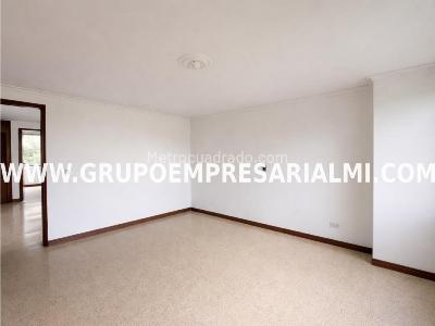 Apartamento de 3 alcobas en venta en El Poblado, Medellín, 136 m² · foto 8 de 20