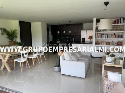 Apartamento de 2 alcobas en arriendo en El Tesoro, Medellín, 145 m² · foto 1 de 20