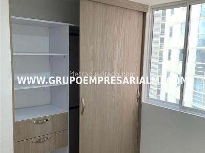 Apartamento de 3 alcobas en venta en Maria Auxiliadora, Sabaneta, 55 m² · foto 12 de 20