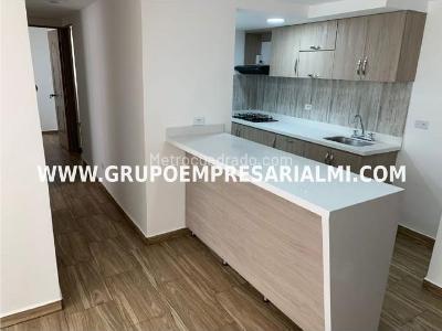 Apartamento de 3 alcobas en venta en Maria Auxiliadora, Sabaneta, 55 m² · foto 17 de 20