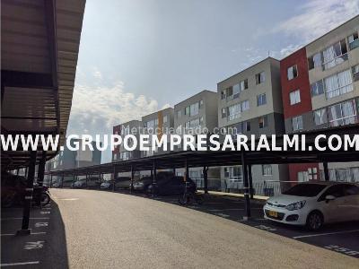 Apartamento de 2 alcobas en venta en La Navarra, Bello, 45 m² · foto 10 de 20