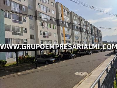 Apartamento de 2 alcobas en venta en La Navarra, Bello, 45 m² · foto 9 de 20