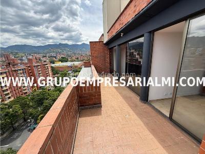 Apartment for rent in Laureles, Medellín
