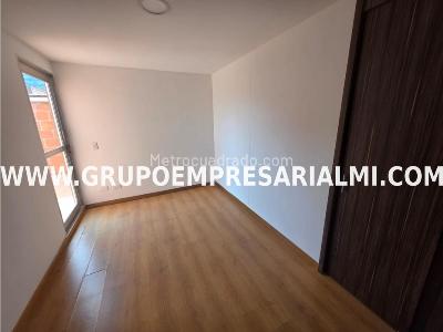 Apartamento de 3 alcobas en venta en Niquia, Bello, 104 m² · foto 9 de 20