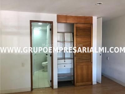 Apartamento en venta en El Poblado, Medellín · foto 13 de 20