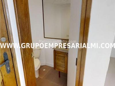 Apartamento en venta en El Poblado, Medellín · foto 18 de 20