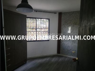 Apartamento en venta en Laureles, Medellín · foto 12 de 20