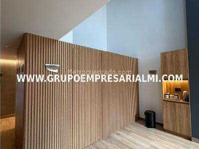 Apartaestudio en venta en El Poblado, Medellín, 31 m² · foto 2 de 14