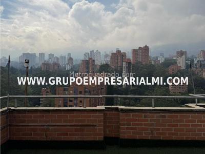 Apartaestudio en venta en El Poblado, Medellín, 31 m² · foto 9 de 14