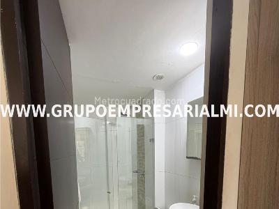Apartaestudio en venta en El Poblado, Medellín, 31 m² · foto 10 de 14