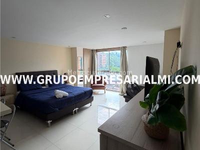 Apartaestudio en venta en El Poblado, Medellín, 31 m² · foto 12 de 14