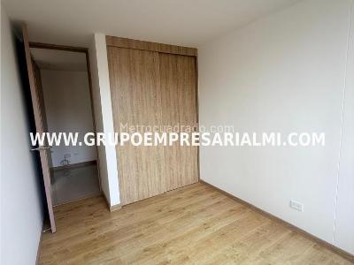 Apartamento de 2 alcobas en venta en San Remo, Sabaneta, 65 m² · foto 20 de 20