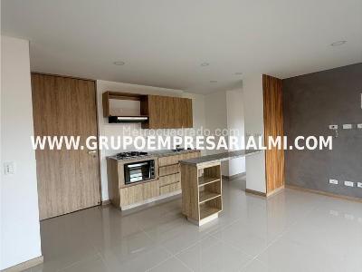 Apartamento de 2 alcobas en venta en San Remo, Sabaneta, 65 m² · foto 5 de 20