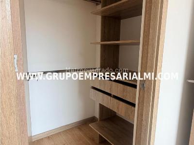 Apartamento de 2 alcobas en venta en San Remo, Sabaneta, 65 m² · foto 6 de 20
