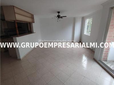 Apartamento en venta en La America, Medellín · foto 3 de 20