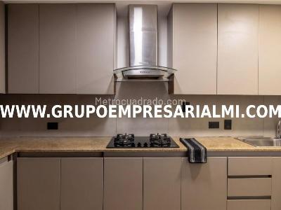 Casa de 3 alcobas en arriendo en El Poblado, Medellín, 210 m² · foto 12 de 20