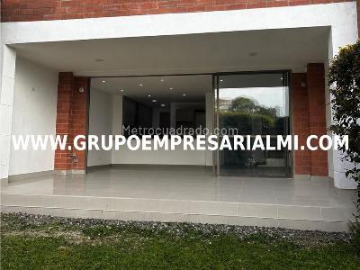 Casa de 3 alcobas en arriendo en El Poblado, Medellín, 210 m² · foto 18 de 20